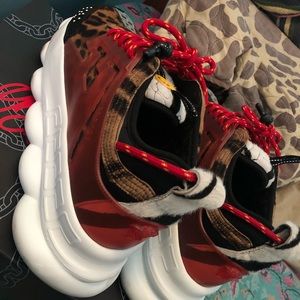 Versace chain reaction kicks